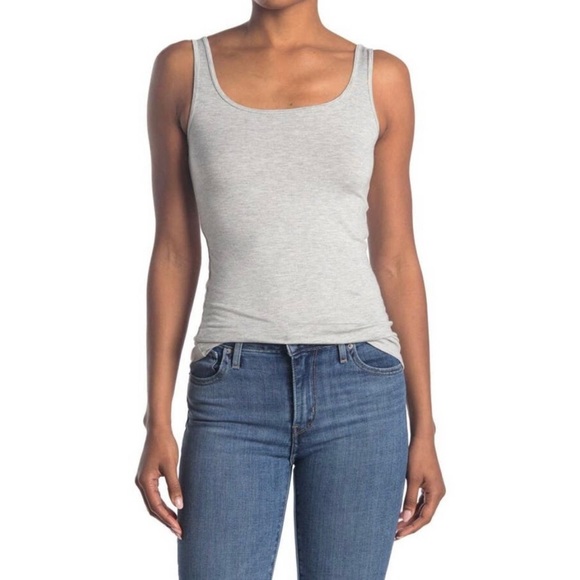 NWT Halogen M Heather Grey
Sleeveless Scoop Neck Favorite
Tank Top Women's - Picture 1 of 3